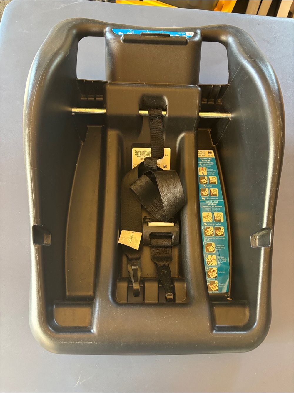 Safety 1st Infant Car Seat Base in Black